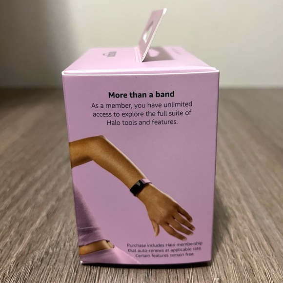 Amazon Halo View Fitness Tracker Watch NEW in Box - Picture 5 of 7